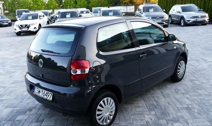 Volkswagen Fox cena 7500 przebieg: 185000, rok produkcji 2007 z Miłomłyn małe 407